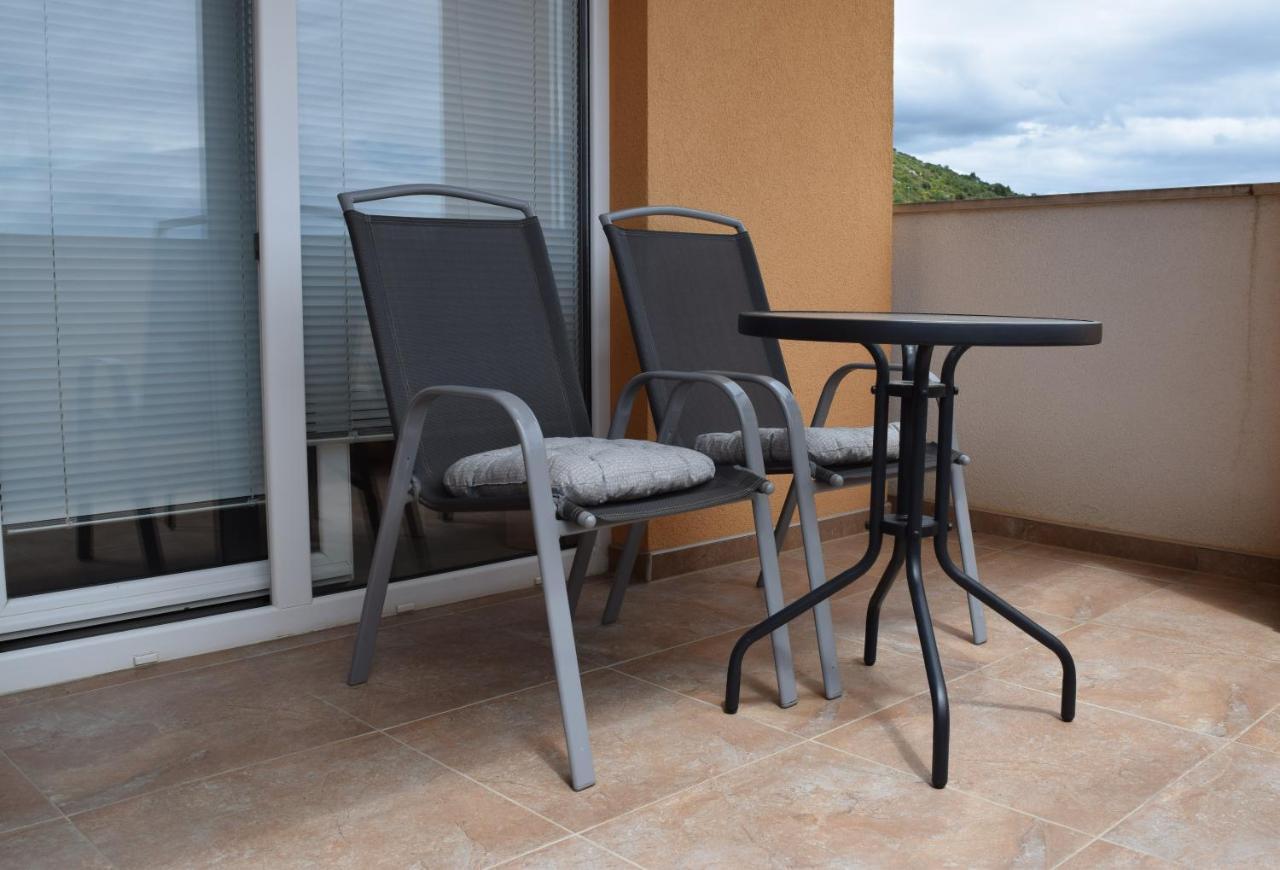 Studio Apartment With Balcony Trogir Dış mekan fotoğraf