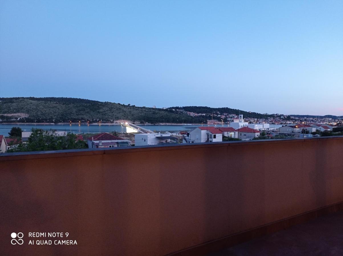 Studio Apartment With Balcony Trogir Dış mekan fotoğraf